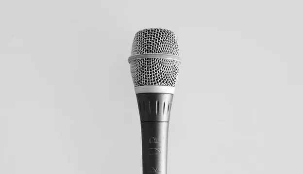Microphone